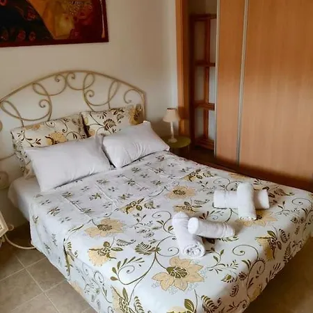 Penthouse Paradiso: 2br Oasis In Del Sol *