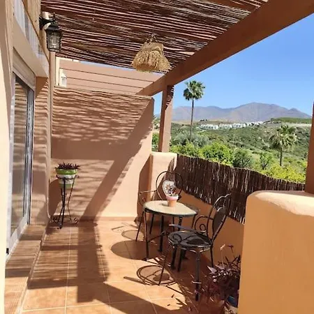 Penthouse Paradiso: 2br Oasis In Del Sol *