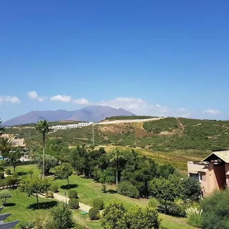 Penthouse Paradiso: 2br Oasis In Del Sol Apartament *